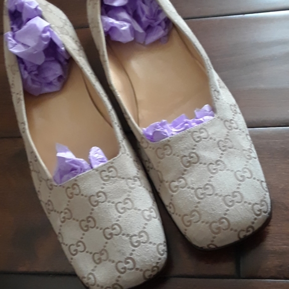 GUCCI..VINTAGE..SQUARE TOE LOGO LOAFER - Picture 1 of 7